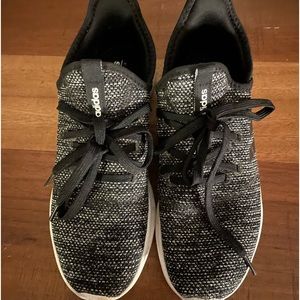 Adidas Tennis Shoe Size 8